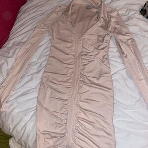 Elegant Long Sleeve Ruched Dress in Light Pink